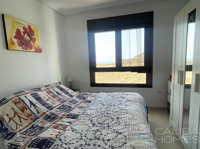 Image No.10-2 Bed Apartment for sale