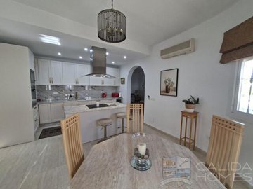 villa-nueva-vida--resale-villa-for-sale-in-ar