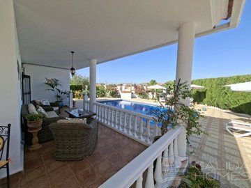 villa-nueva-vida--resale-villa-for-sale-in-ar