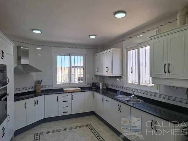 Image No.16-3 Bed Villa for sale