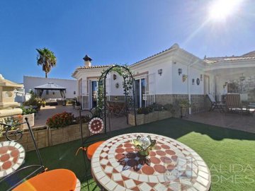 villa-puerta-de-luna--resale-villa-for-sale-i