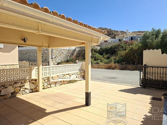 Image No.8-3 Bed Villa for sale