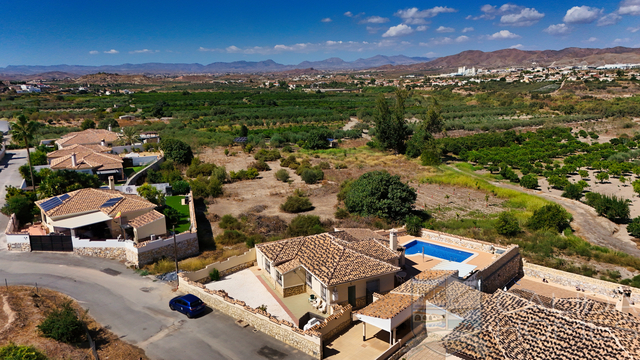 Image No.9-3 Bed Villa for sale