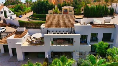 golf-view-penthouse-lux--apartment-for-sale-i