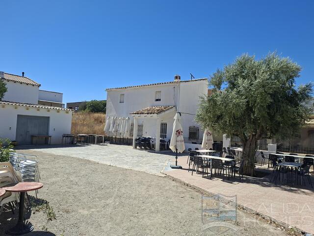 Image No.15-1 Bed Villa for sale