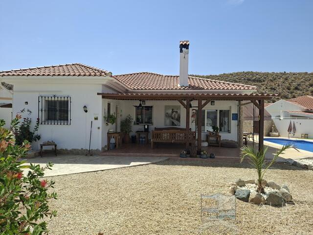 Image No.11-3 Bed Villa for sale