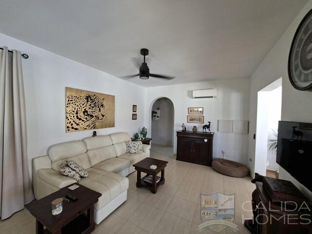 Image No.16-3 Bed Villa for sale