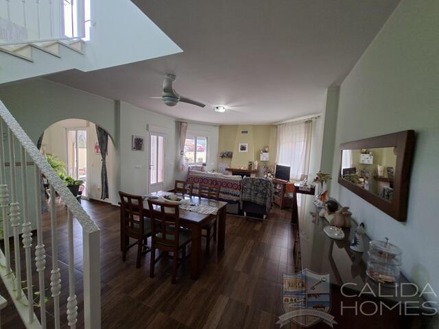 Image No.11-4 Bed Villa for sale