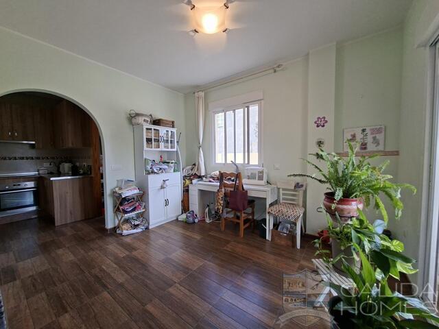 Image No.16-4 Bed Villa for sale