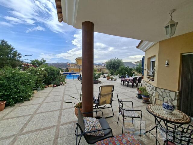 Image No.6-4 Bed Villa for sale
