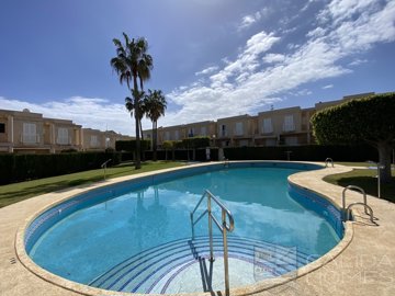 townhouse-solana-village-or-town-house-for-sa