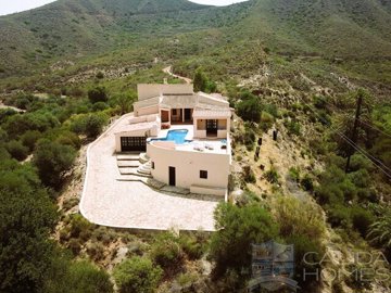 cortijo-colorado--detached-character-house-fo