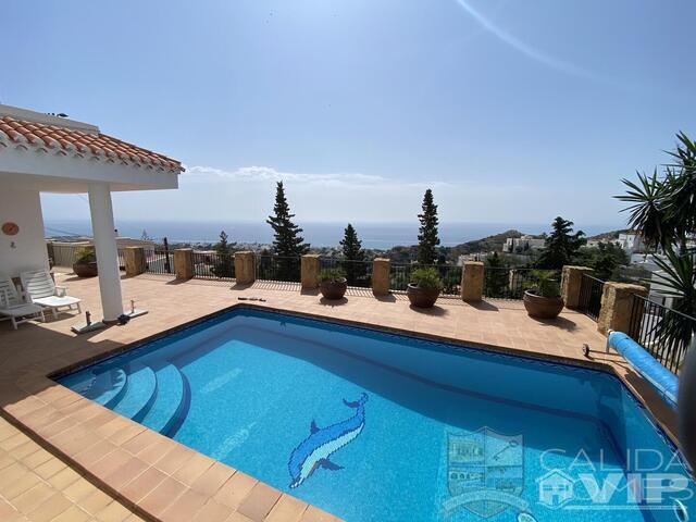 Image No.3-4 Bed Villa for sale