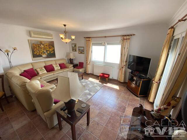 Image No.5-4 Bed Villa for sale