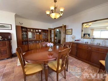 casa-parata-resale-villa-for-sale-in-la-parat