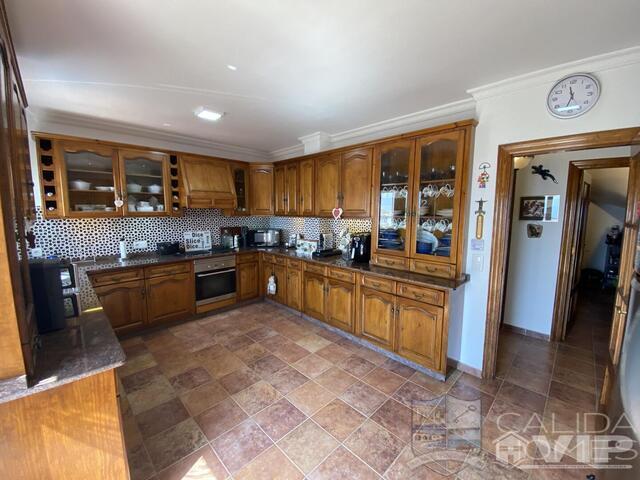 Image No.9-4 Bed Villa for sale