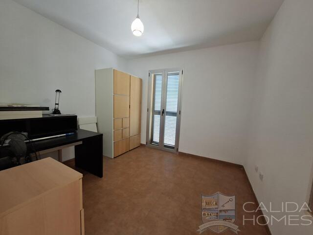Image No.15-2 Bed Apartment for sale