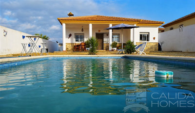 casa-cucador-resale-villa-for-sale-in-zurgena