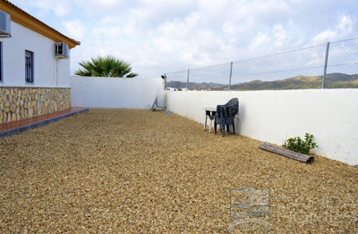 casa-cucador-resale-villa-for-sale-in-zurgena