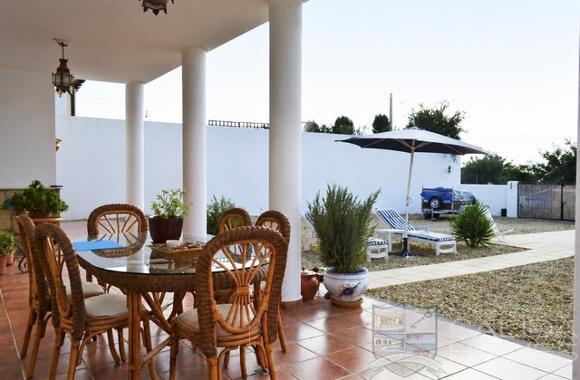 Image No.5-3 Bed Villa for sale
