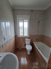 villa-nuevo-uno--resale-villa-for-sale-in-chi