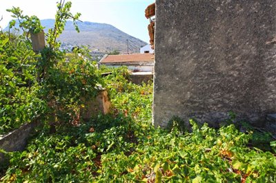 5firstfloorsomewhereunderthevines-1599731388