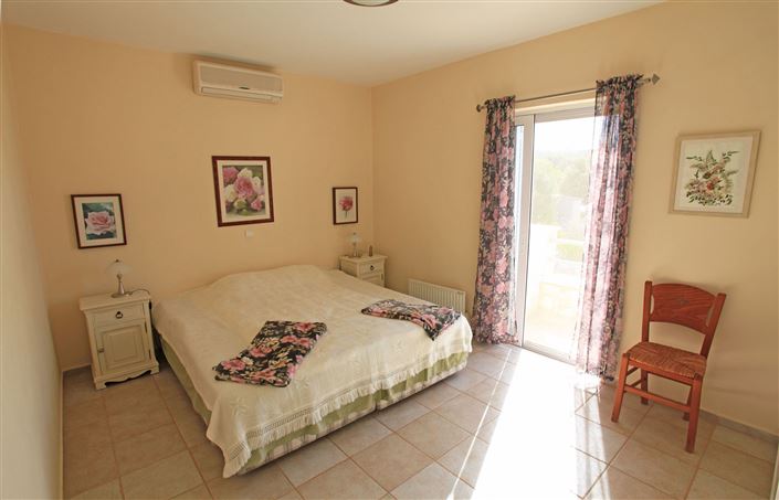 Image No.6-3 Bed Villa for sale