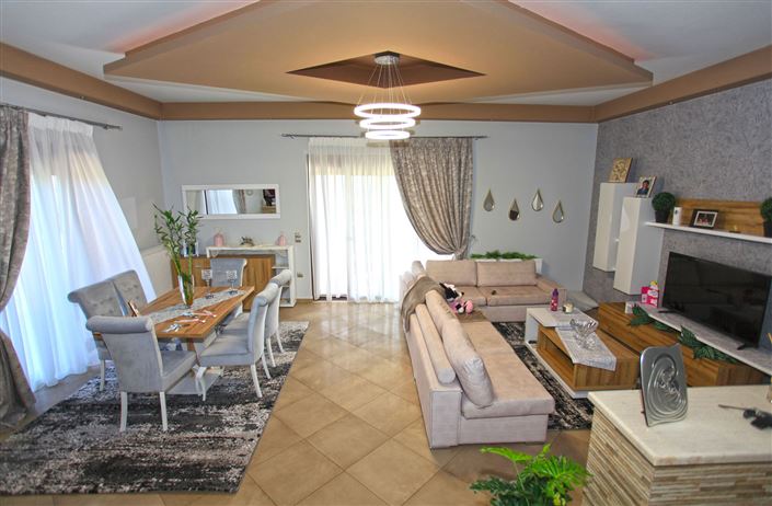 Image No.26-3 Bed Villa for sale