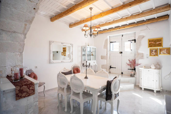 Image No.34-4 Bed Villa for sale