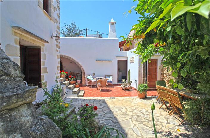 Image No.9-2 Bed Villa for sale