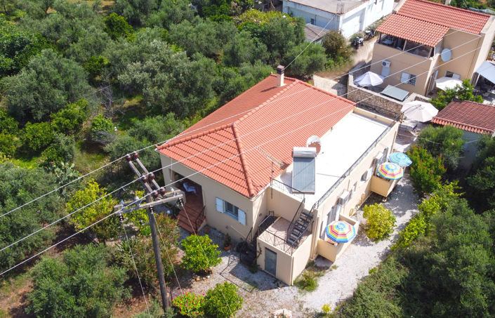 Image No.10-Villa de 2 chambres à vendre à Neo Chorio