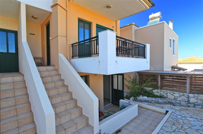 Image No.9-2 Bed Villa for sale