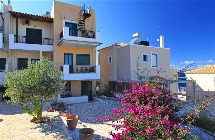 Image No.12-2 Bed Villa for sale