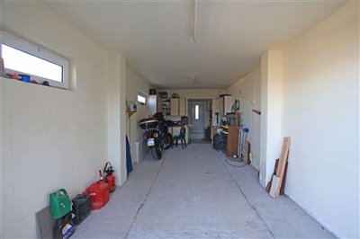 26garage-1704971587