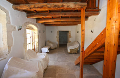 7livingarea-1722418851
