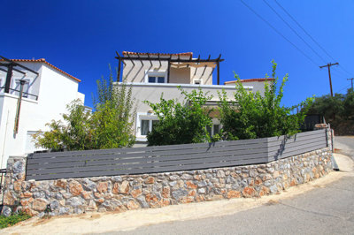 8house2-1724321834