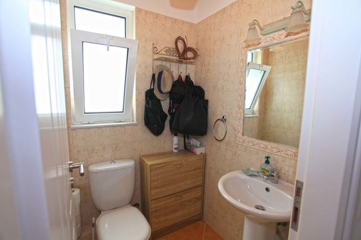 Image No.32-2 Bed Villa for sale