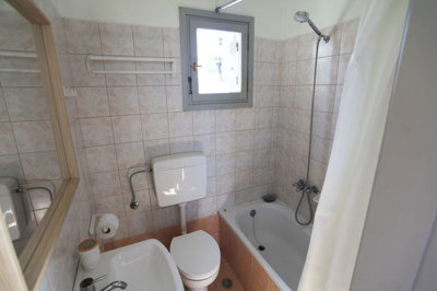 23bedroom1en-suite-1742817914