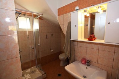 21bathroomgf-1746091354