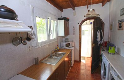 19kitchen2-1746009176