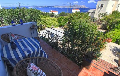 15rearveranda-1746606935