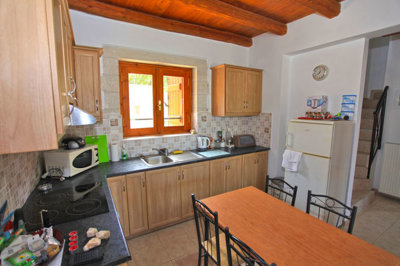 14kitchen2-1747907958