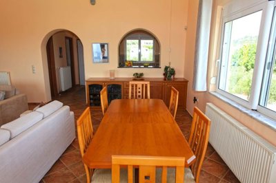 28diningarea-1748252680