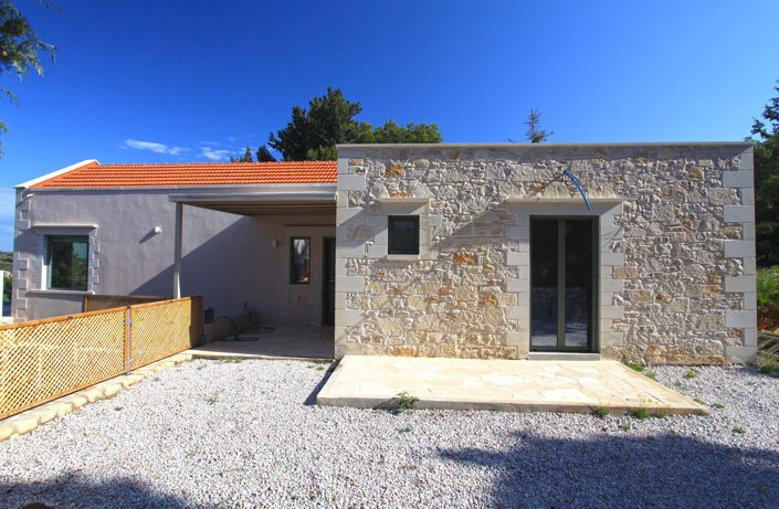 Image No.1-2 Bed Villa for sale