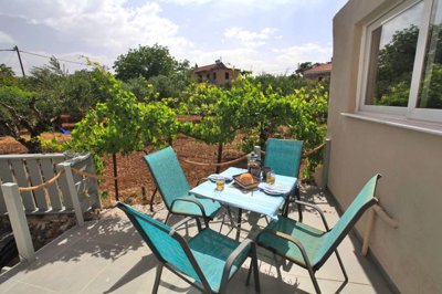 10patio2-1748603968