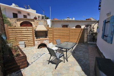 2patiobbqarea2-1751016499
