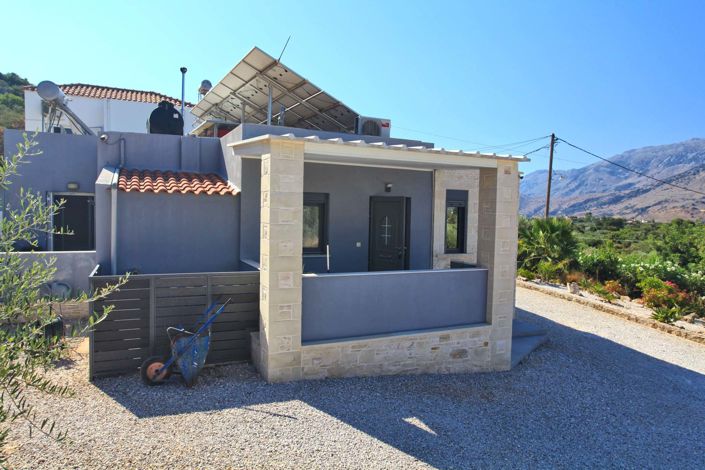 Image No.10-Villa de 2 chambres à vendre à Kalamitsi