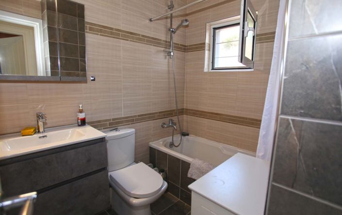 Image No.18-Villa de 2 chambres à vendre à Kalamitsi