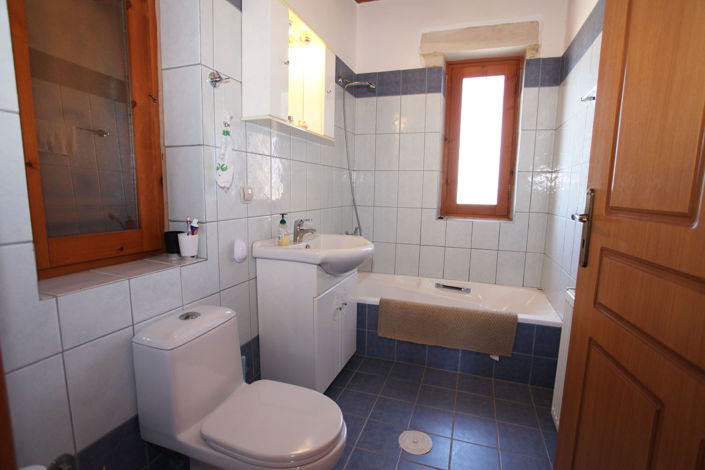 Image No.22-2 Bed Villa for sale