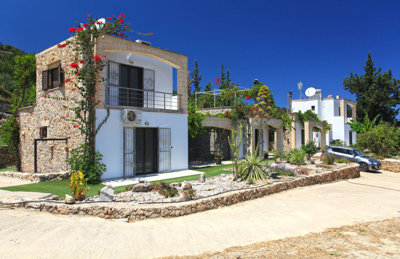 1 - , Villa